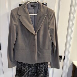 East 5th Women's Gray Tailored Blazer Jacket - with skirt,Classic Workwear